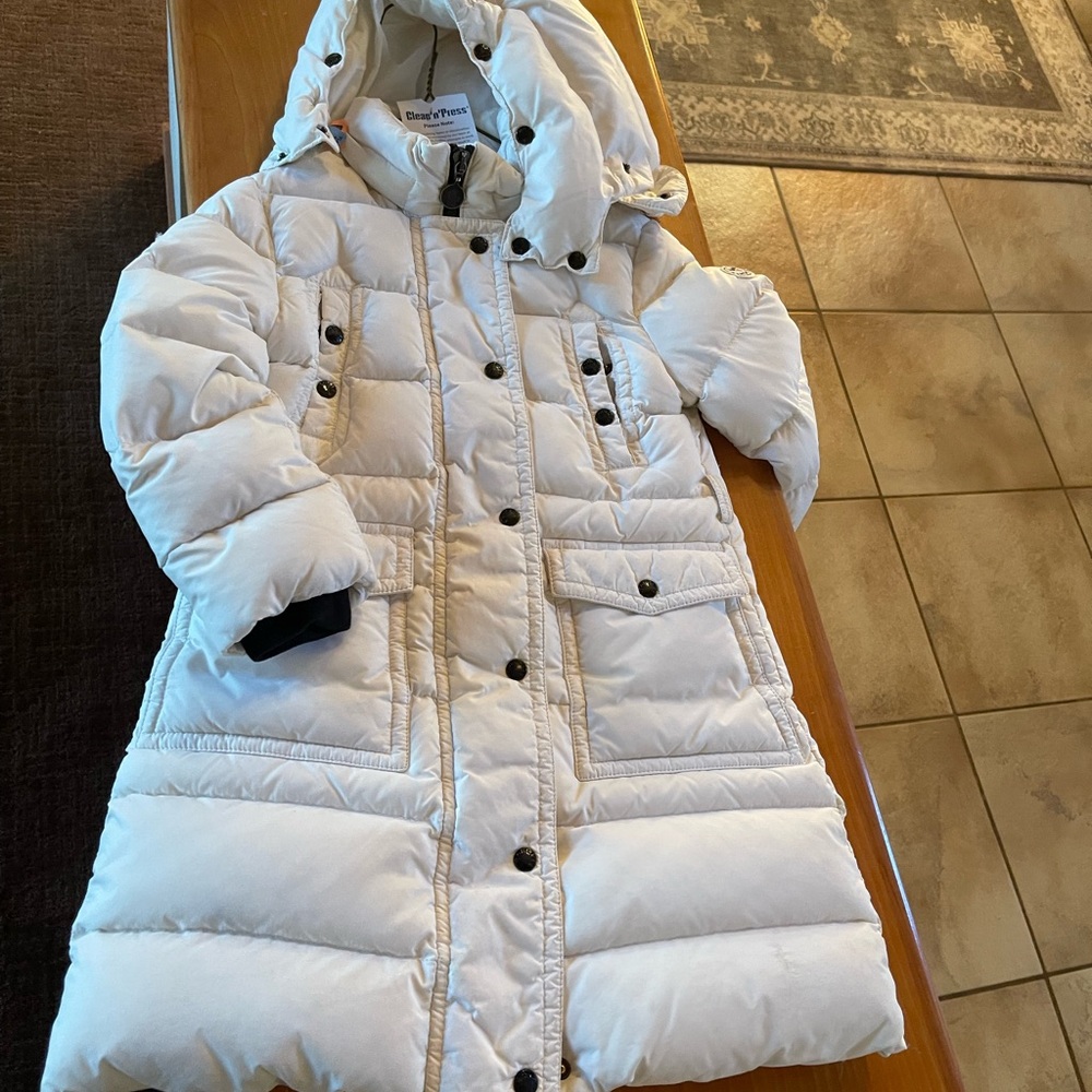 Moncler Kids Cream Puffer Jacket